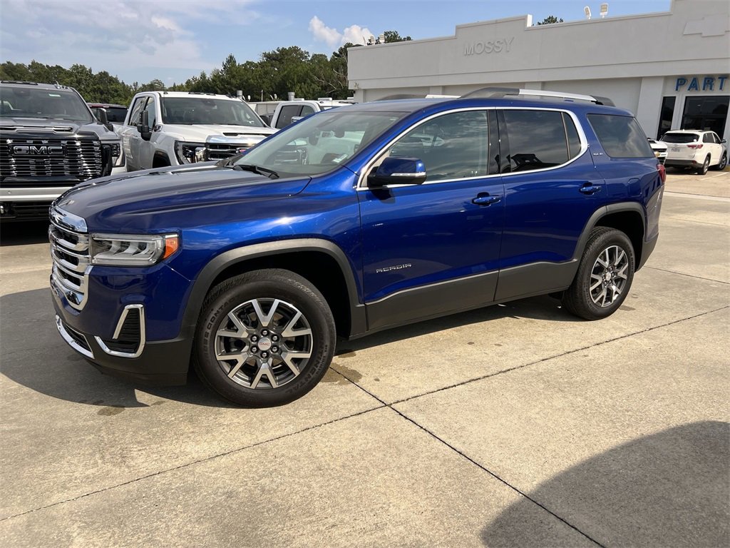 Certified 2023 GMC Acadia SLE w/ Driver Convenience Package