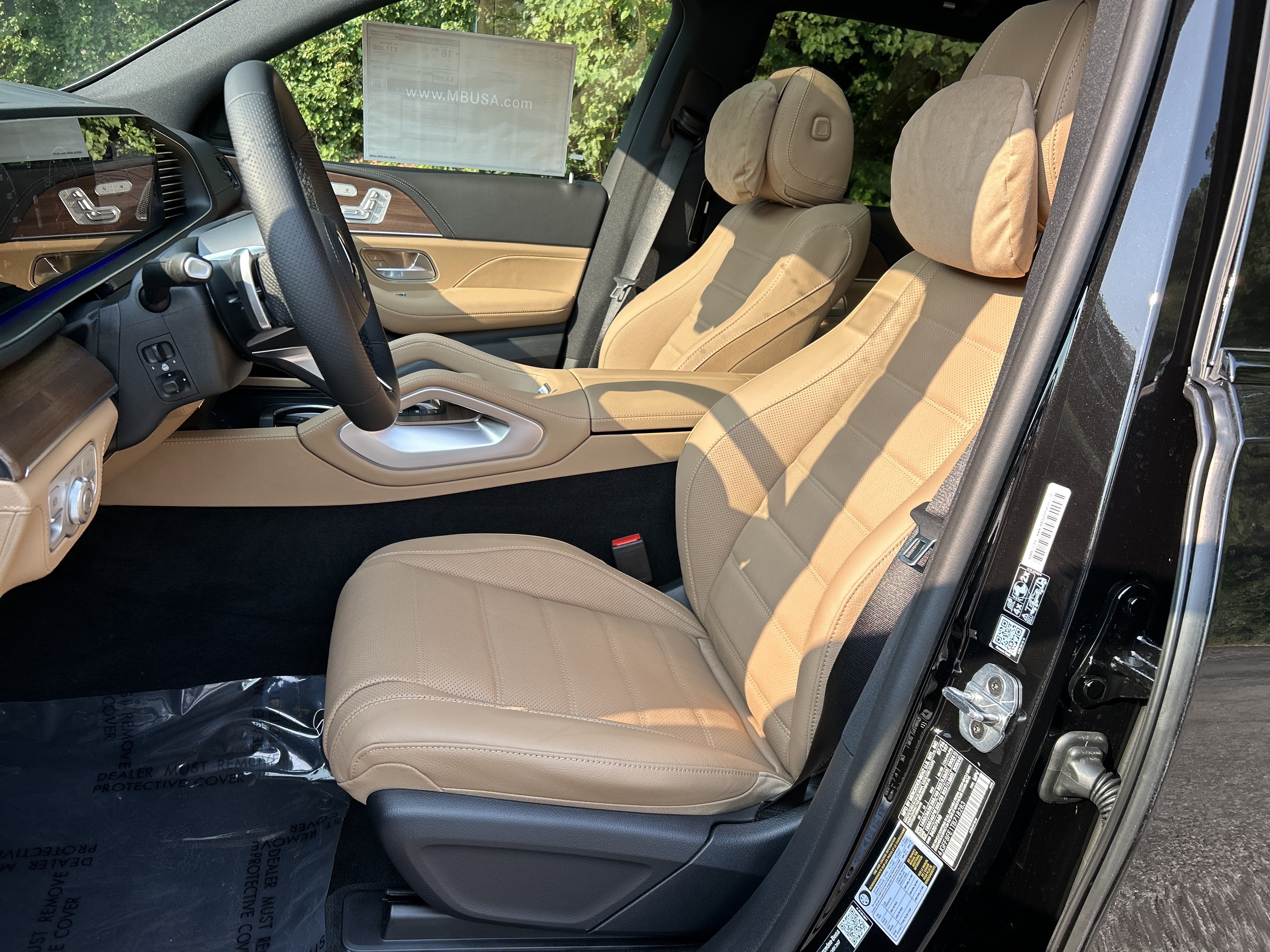 New 2026 Mercedes-Benz GLS 580 4MATIC image 21