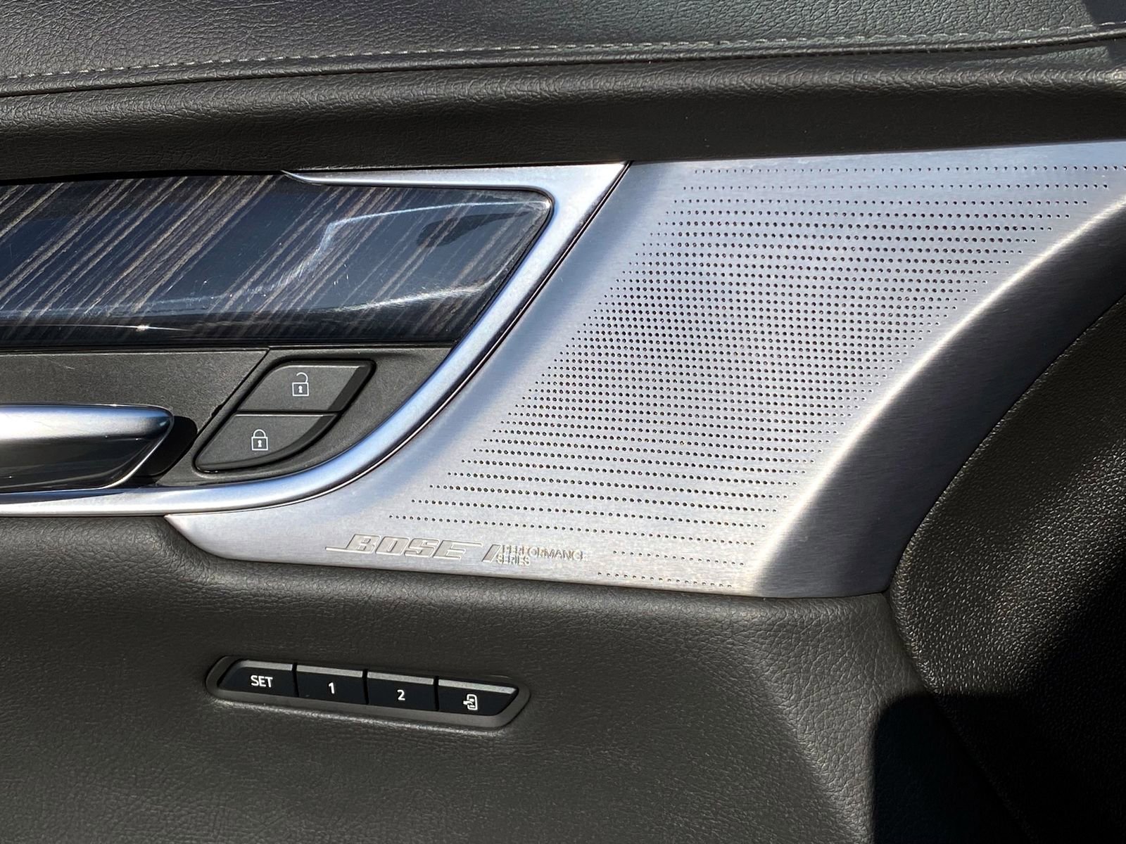 Used 2024 Cadillac XT6 Premium Luxury image 24