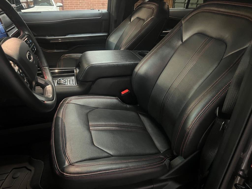 Used 2023 Ford Expedition Limited AWD/4WD image 19