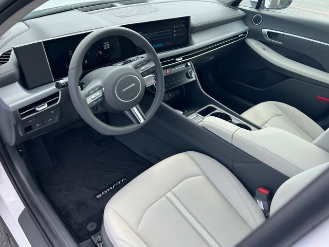 New 2026 Hyundai Sonata SEL AWD/4WD image 16