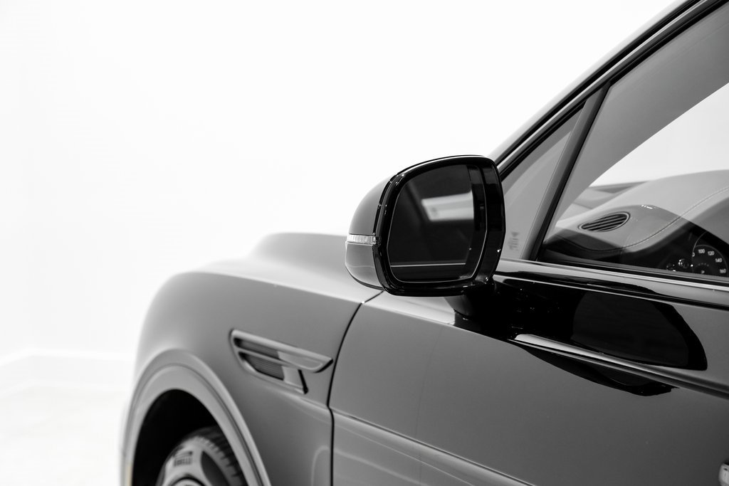 Used 2023 Bentley Bentayga Speed image 45