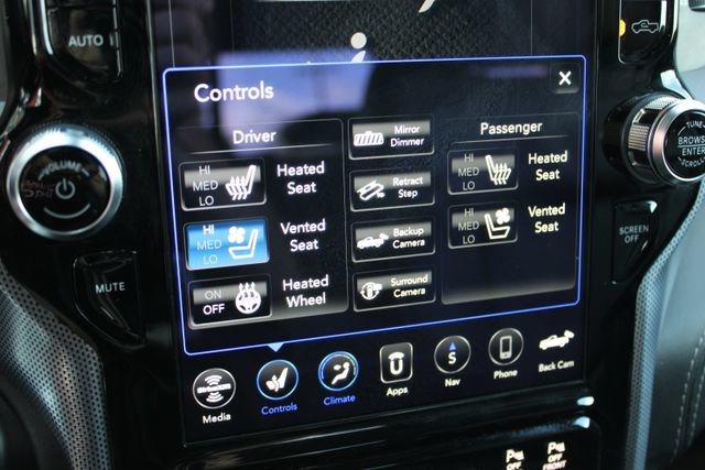 Used 2020 RAM 1500 Limited AWD/4WD image 25