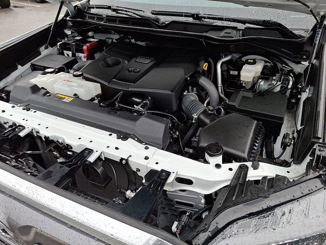Used 2024 Toyota Tundra Limited image 27