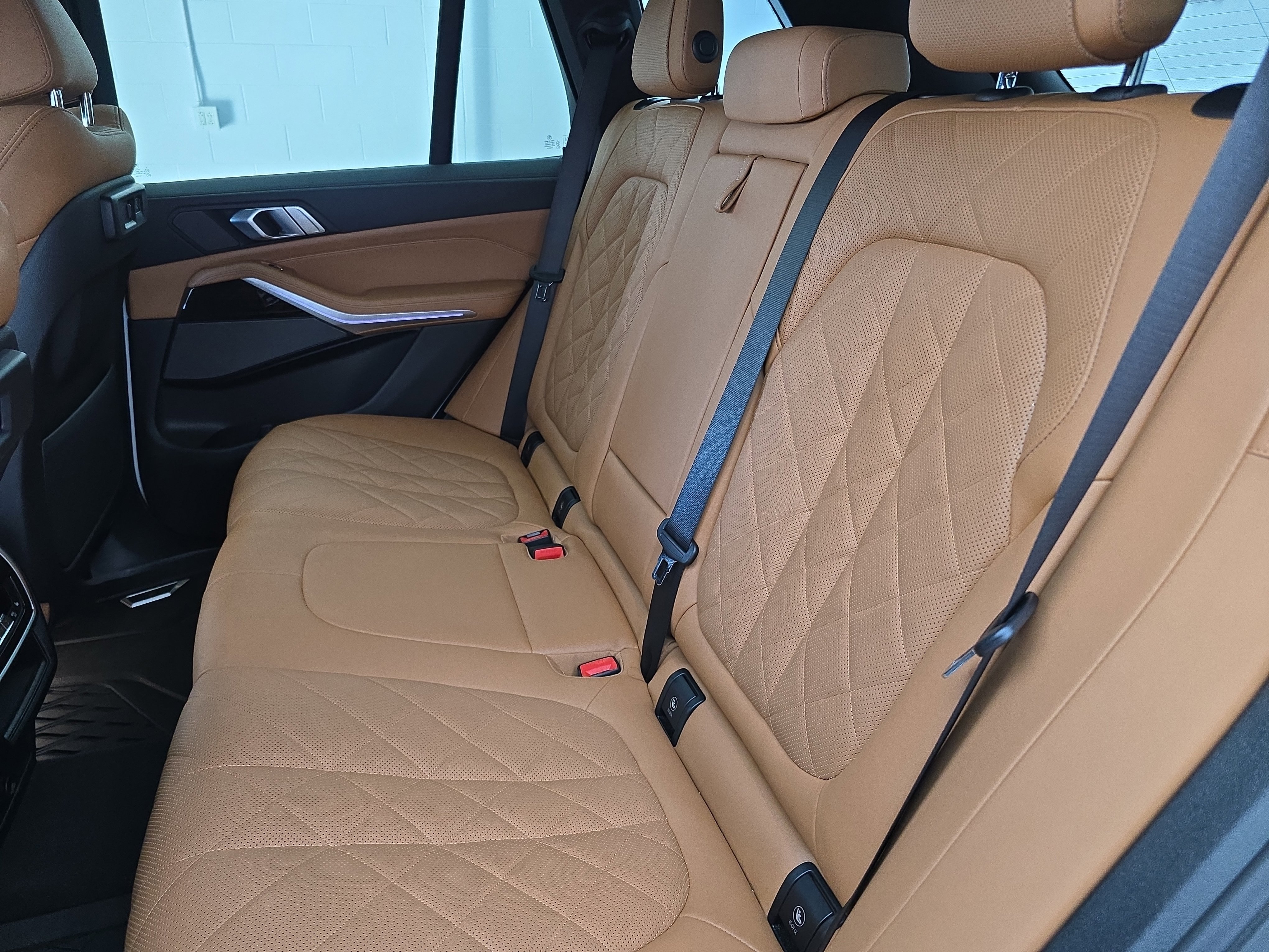 Used 2023 BMW X5 xDrive40i w/ Premium Package image 14