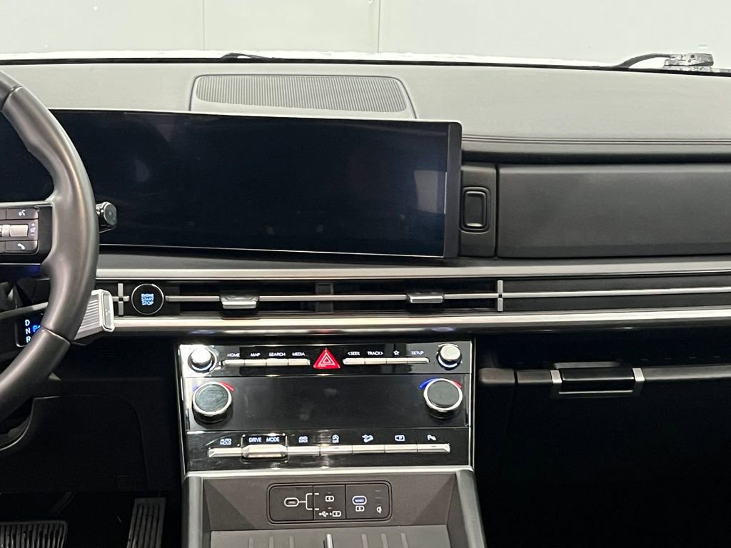 Used 2024 Hyundai Santa Fe SEL image 21