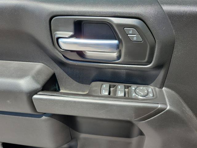 Used 2020 Chevrolet Silverado 2500 Custom w/ Custom Value Package AWD/4WD image 5