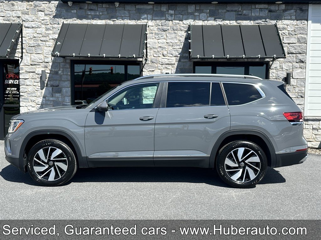Used 2025 Volkswagen Atlas SEL AWD/4WD image 4