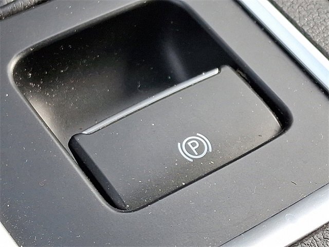 Used 2019 Ford Escape Titanium w/ U9j03 - Titanium Tow Package image 24