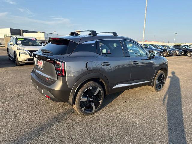 New 2026 Nissan Kicks SR w/ Cold Weather Package AWD/4WD image 6