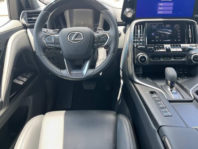 New 2026 Lexus LX 700h Luxury AWD/4WD image 13