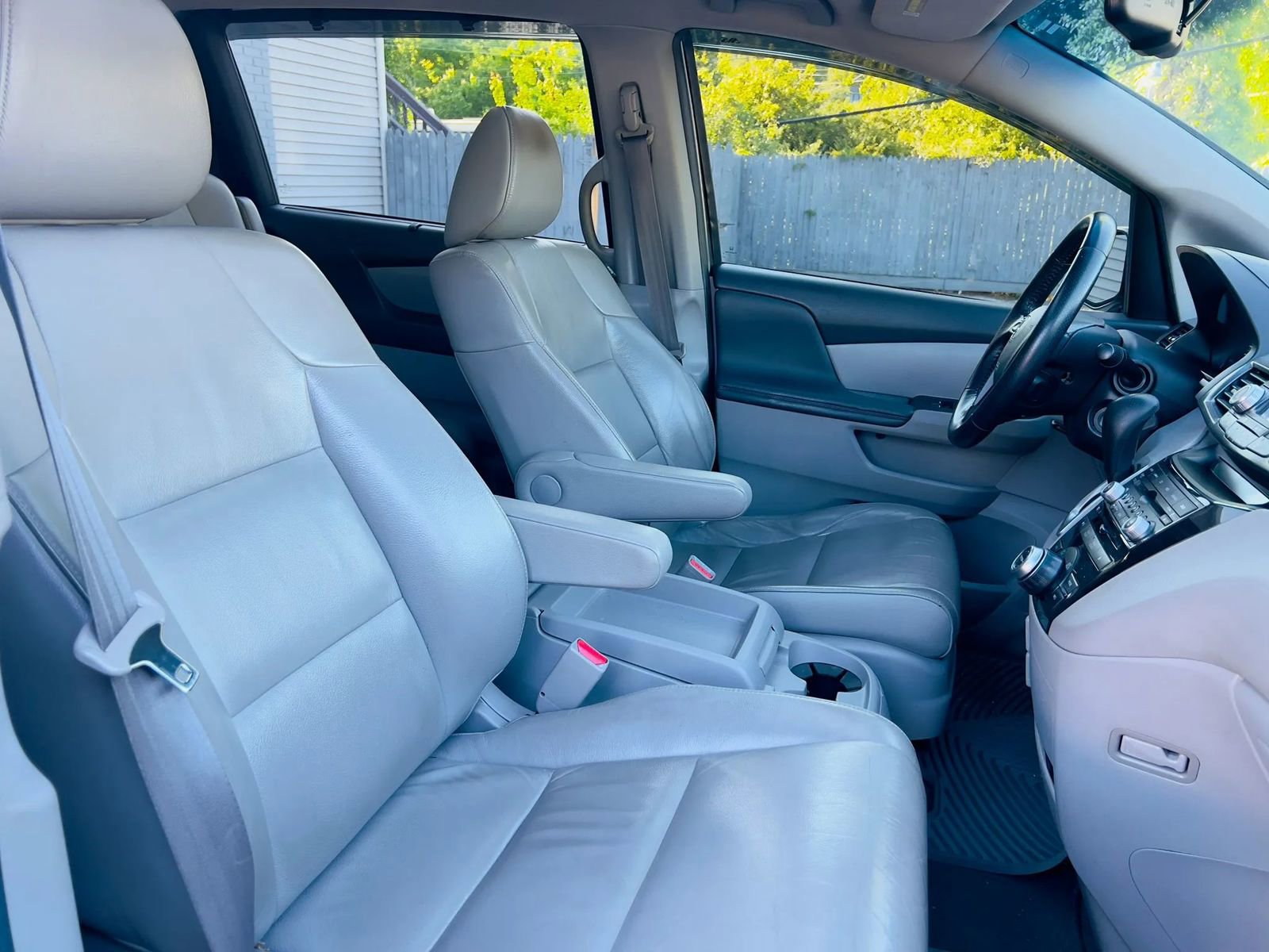 Used 2012 Honda Odyssey Touring image 14