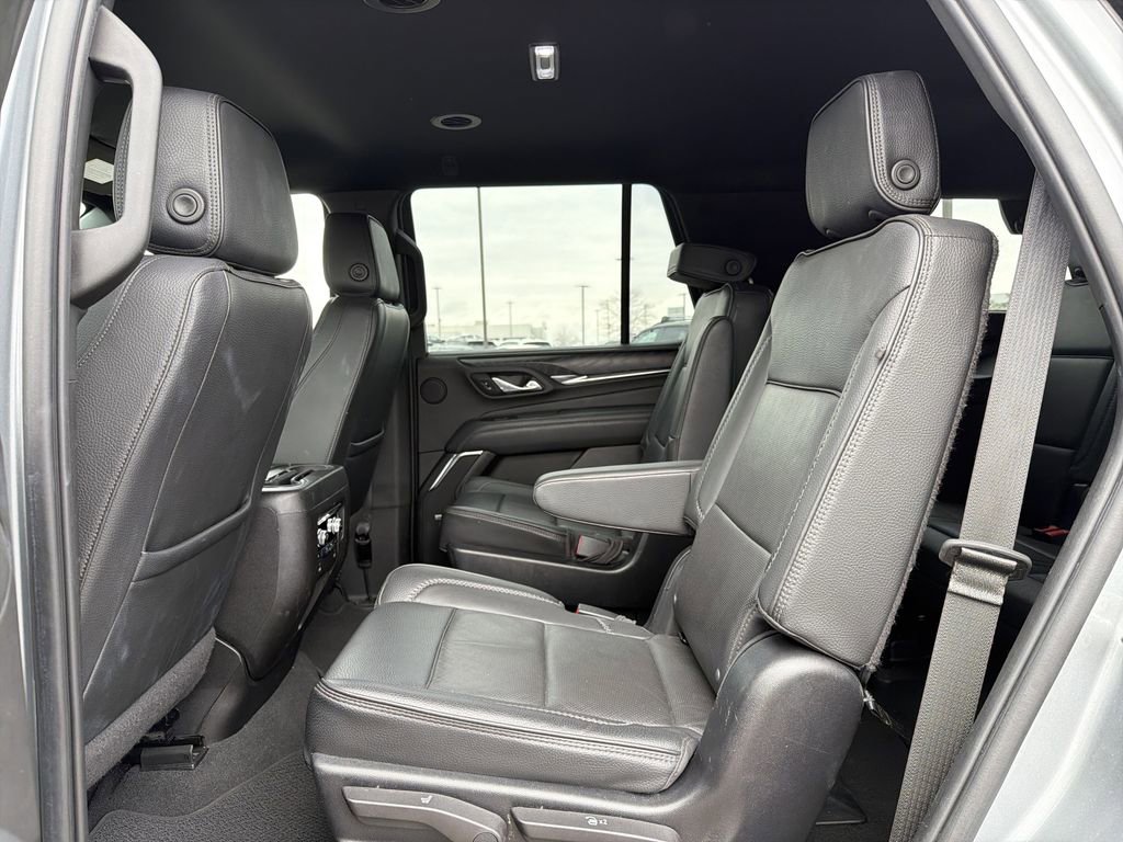 Used 2023 GMC Yukon Denali image 12