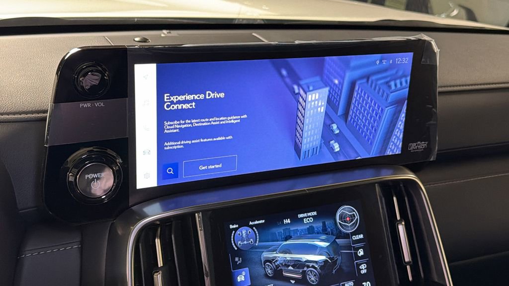 New 2026 Lexus LX 700h Luxury image 28