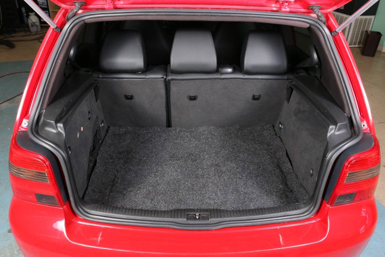 Used 2004 Volkswagen R32 AWD/4WD image 20