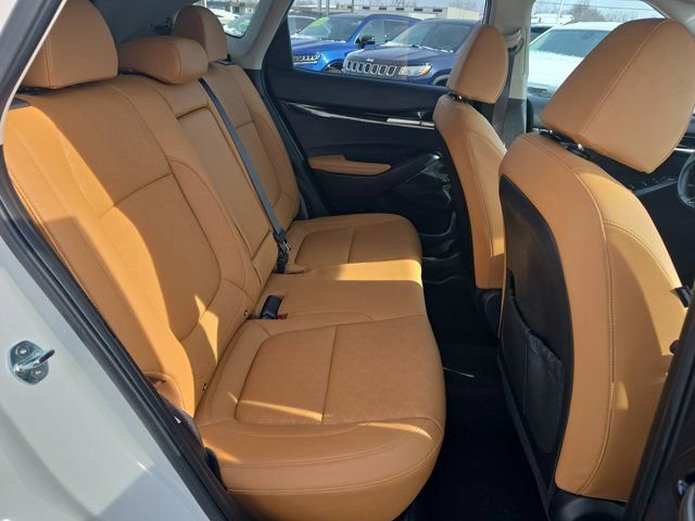 Used 2025 Kia Seltos EX w/ EX Sunroof Package image 15
