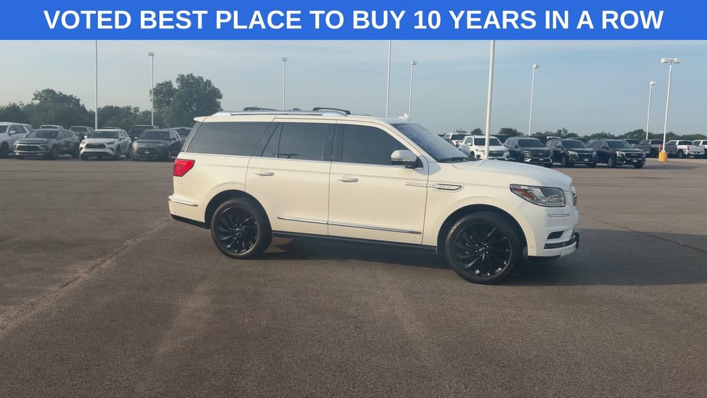 Used 2020 Lincoln Navigator Reserve w/ Equipment Group 208A Reserve AWD/4WD image 2