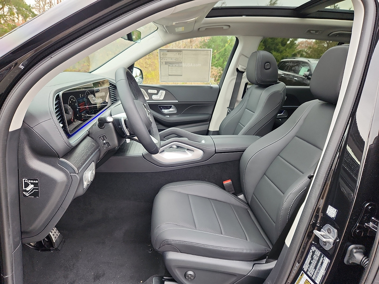 Used 2026 Mercedes-Benz GLS 450 4MATIC image 9