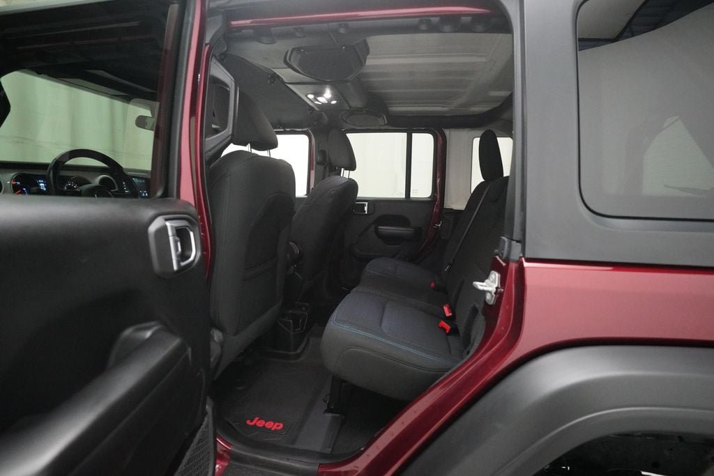 Used 2021 Jeep Wrangler Unlimited Sport AWD/4WD image 15