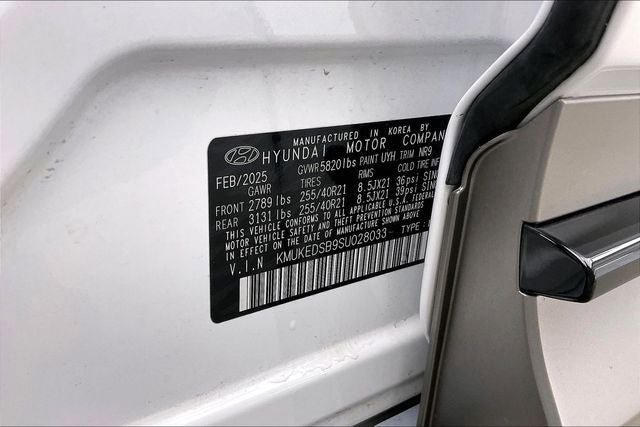 Used 2025 Genesis GV60 Performance AWD/4WD image 33