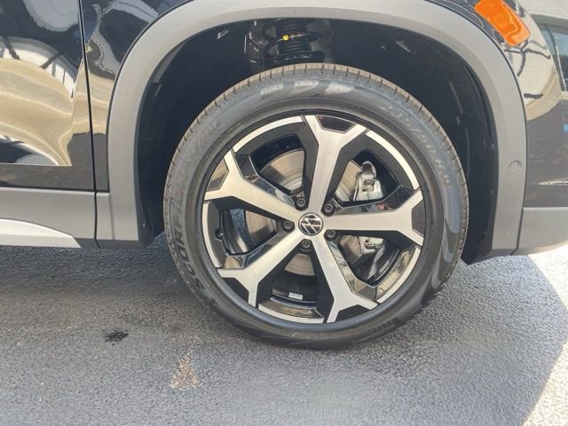 New 2025 Volkswagen Tiguan SE image 20