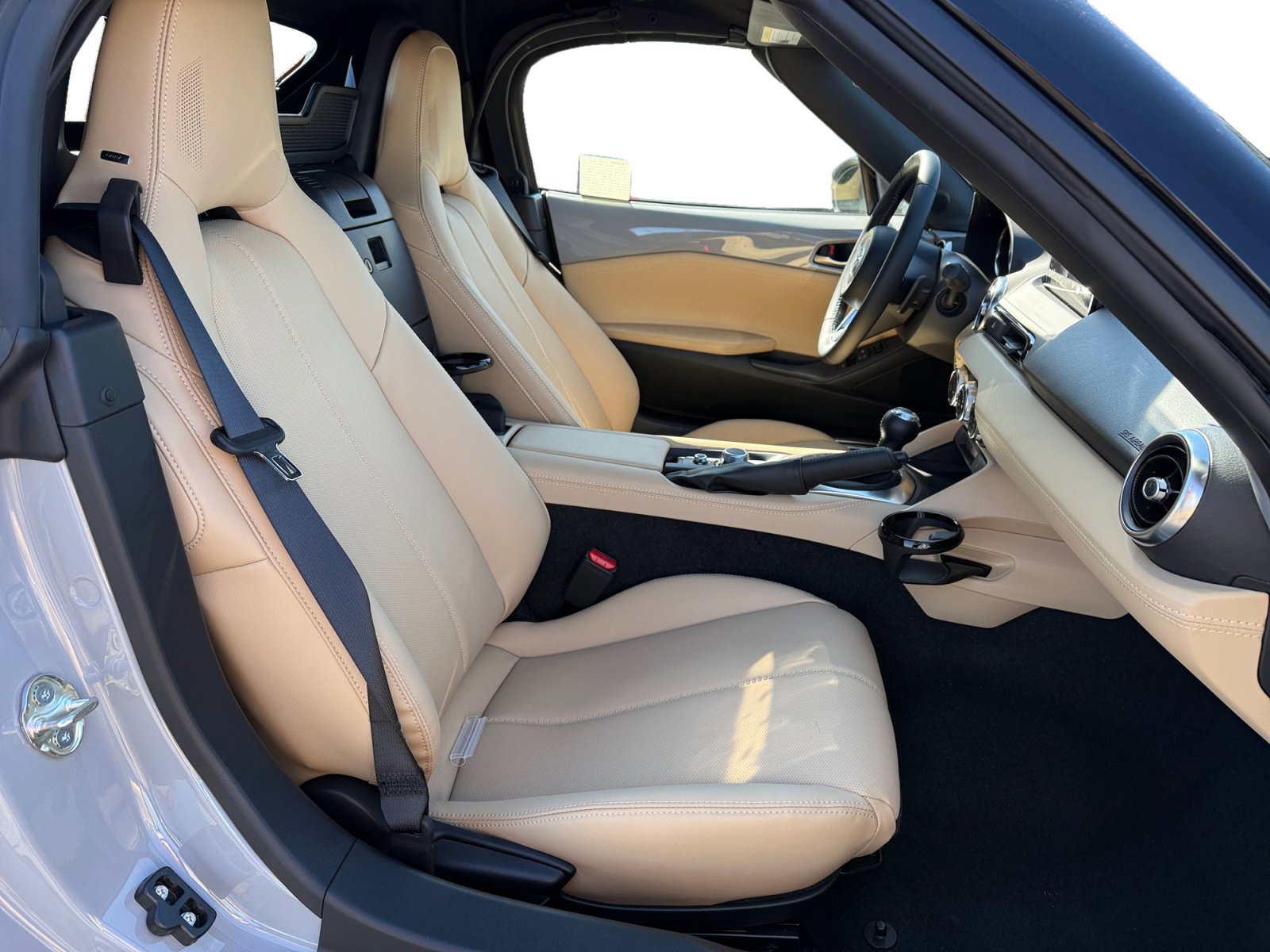 New 2025 MAZDA MX-5 Miata Grand Touring w/ Appearance Package image 17