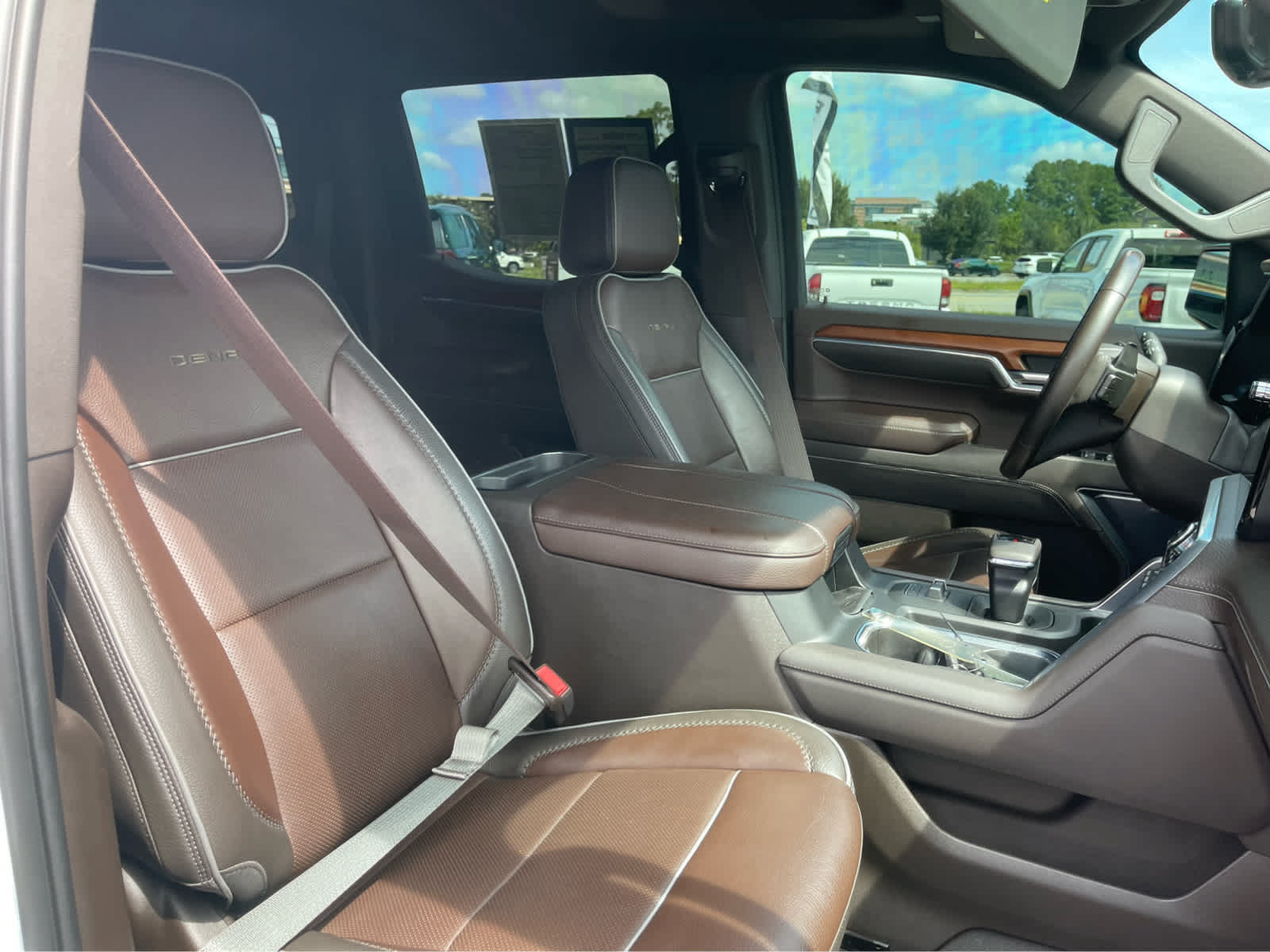 Used 2023 GMC Sierra 1500 Denali w/ Denali Reserve Package AWD/4WD image 23