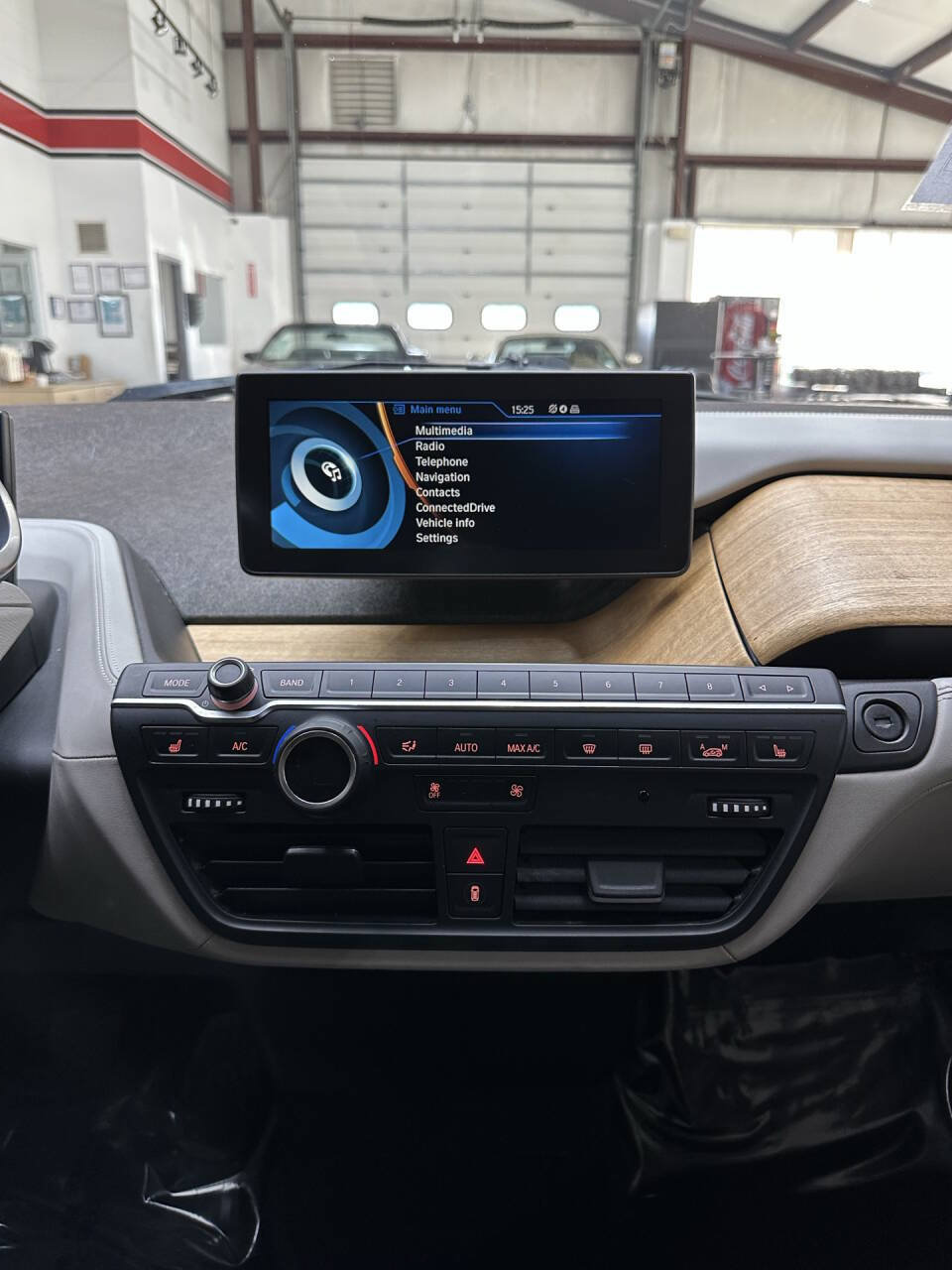 Used 2015 BMW i3 RWD image 28