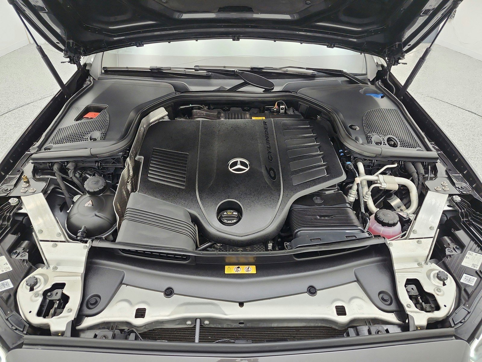 Certified 2023 Mercedes-Benz E 450 4MATIC All-Terrain Wagon image 17