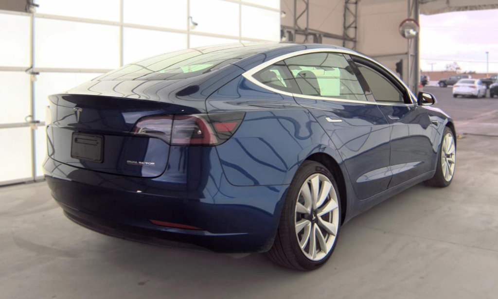Used 2019 Tesla Model 3 Long Range AWD/4WD image 4