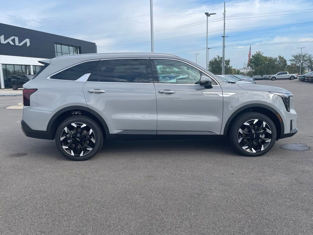 New 2026 Kia Sorento EX AWD/4WD image 8