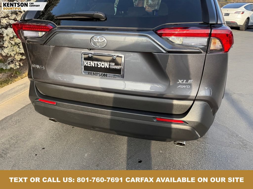 Used 2025 Toyota RAV4 XLE image 35