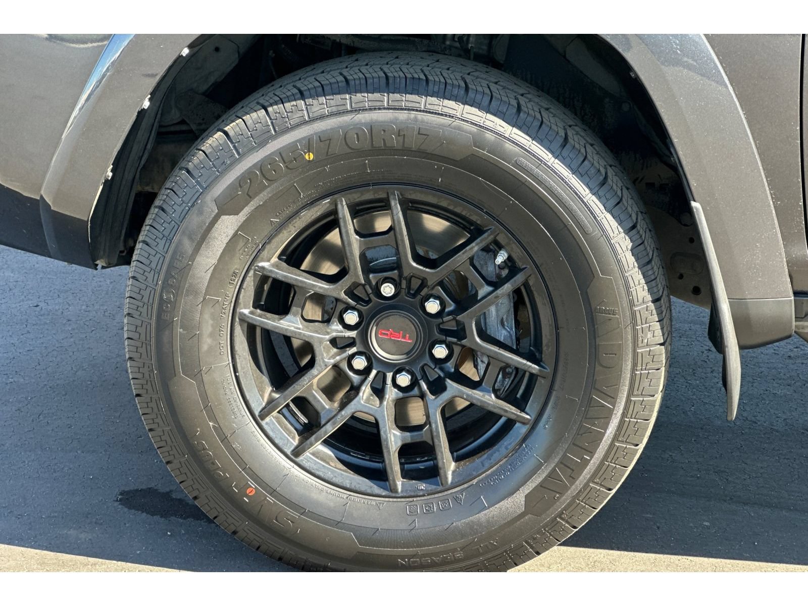Used 2018 Toyota 4Runner SR5 Premium AWD/4WD image 32
