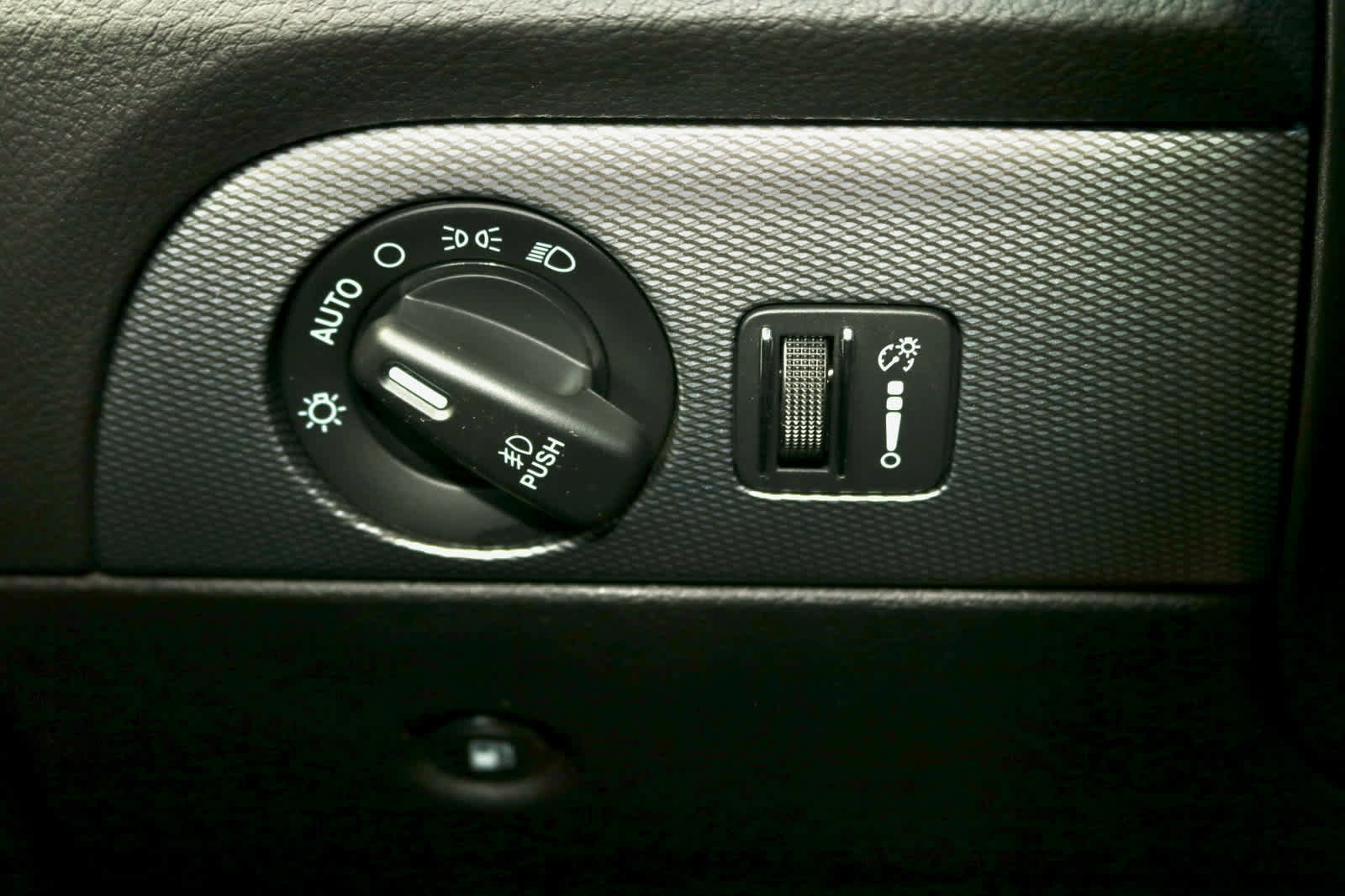 Used 2020 Dodge Durango R/T AWD/4WD image 21