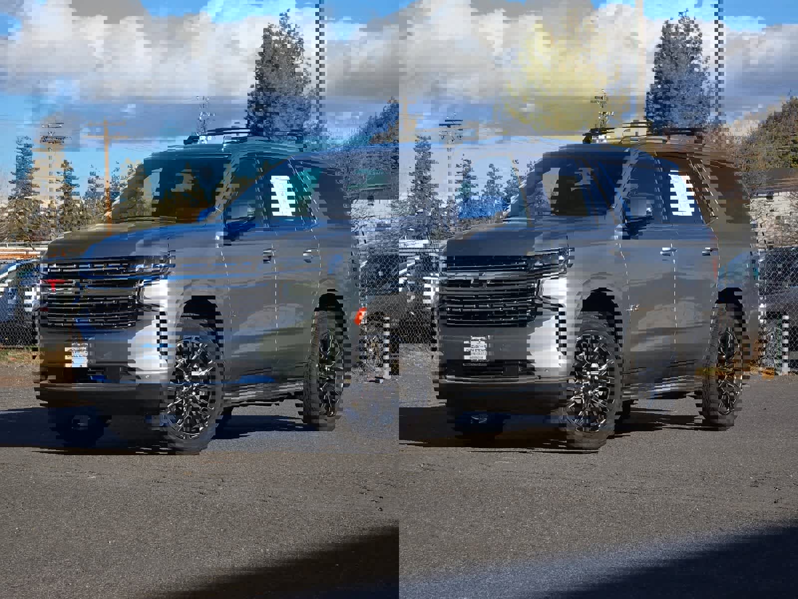 Used 2023 Chevrolet Tahoe Premier image 1