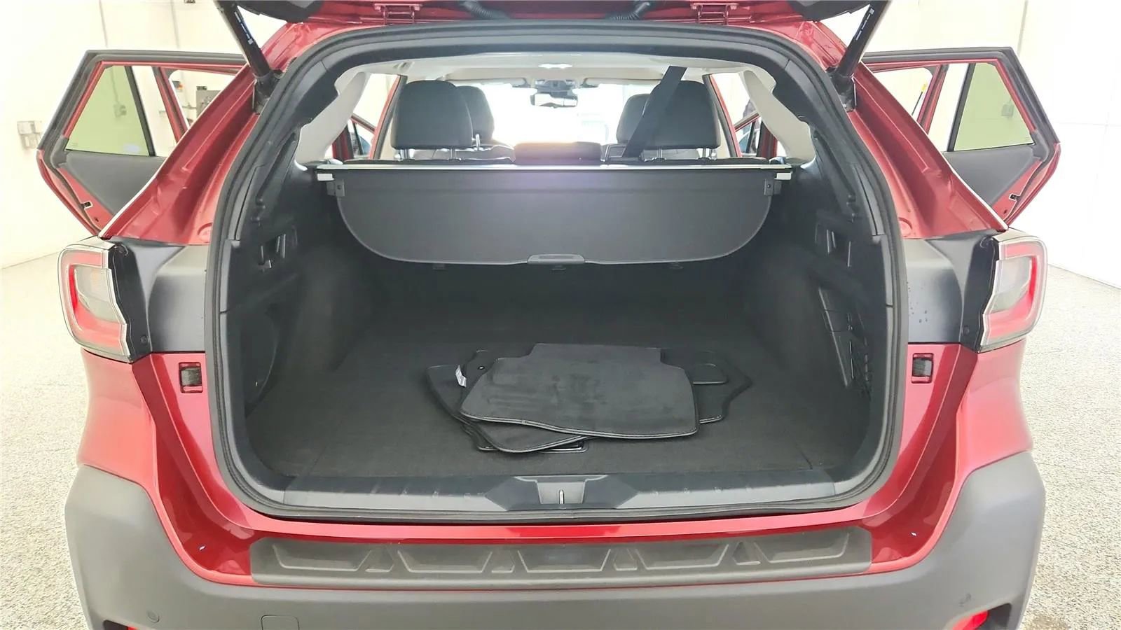 Used 2024 Subaru Outback Touring image 19