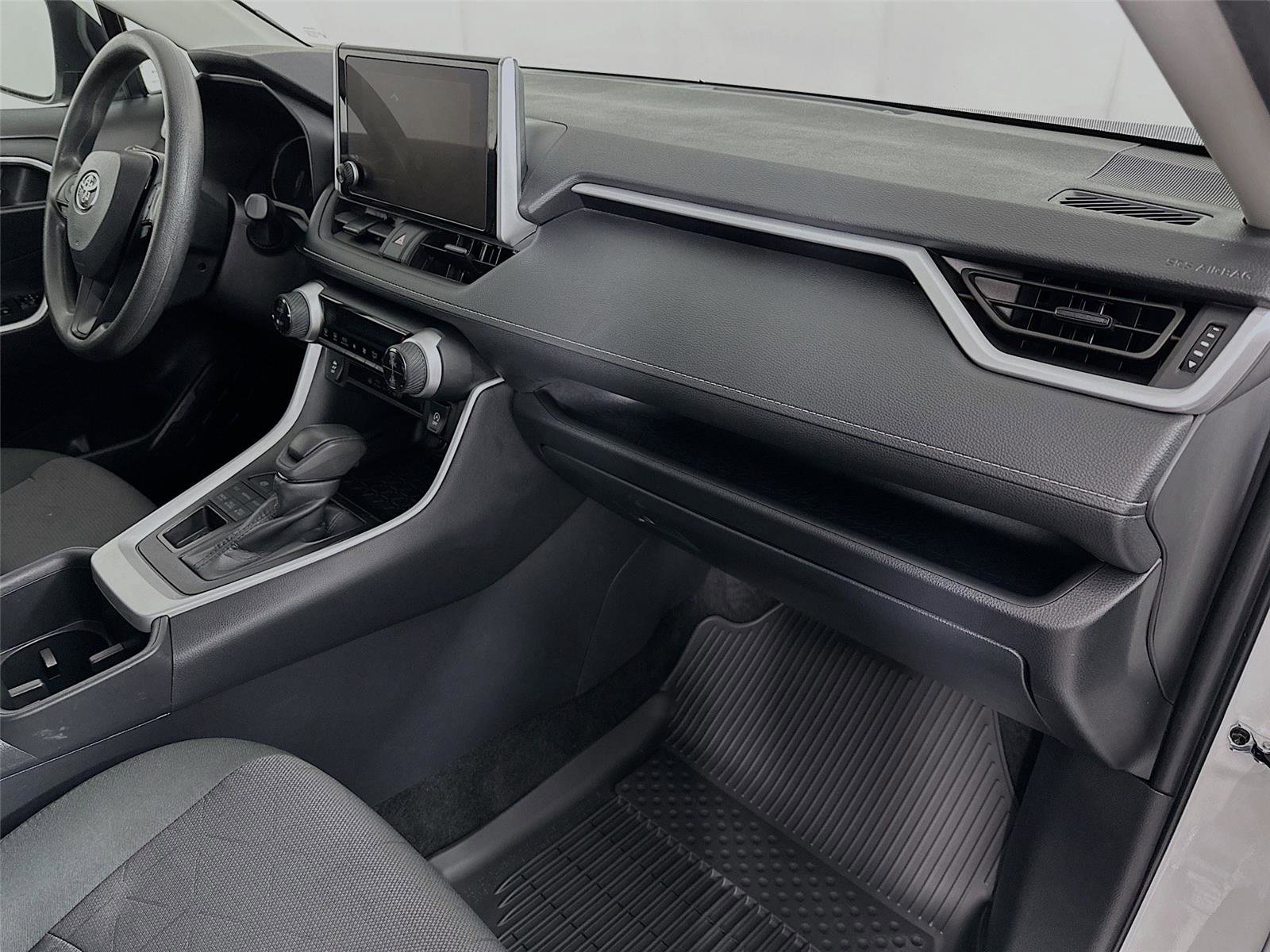 Certified 2025 Toyota RAV4 XLE AWD/4WD image 27