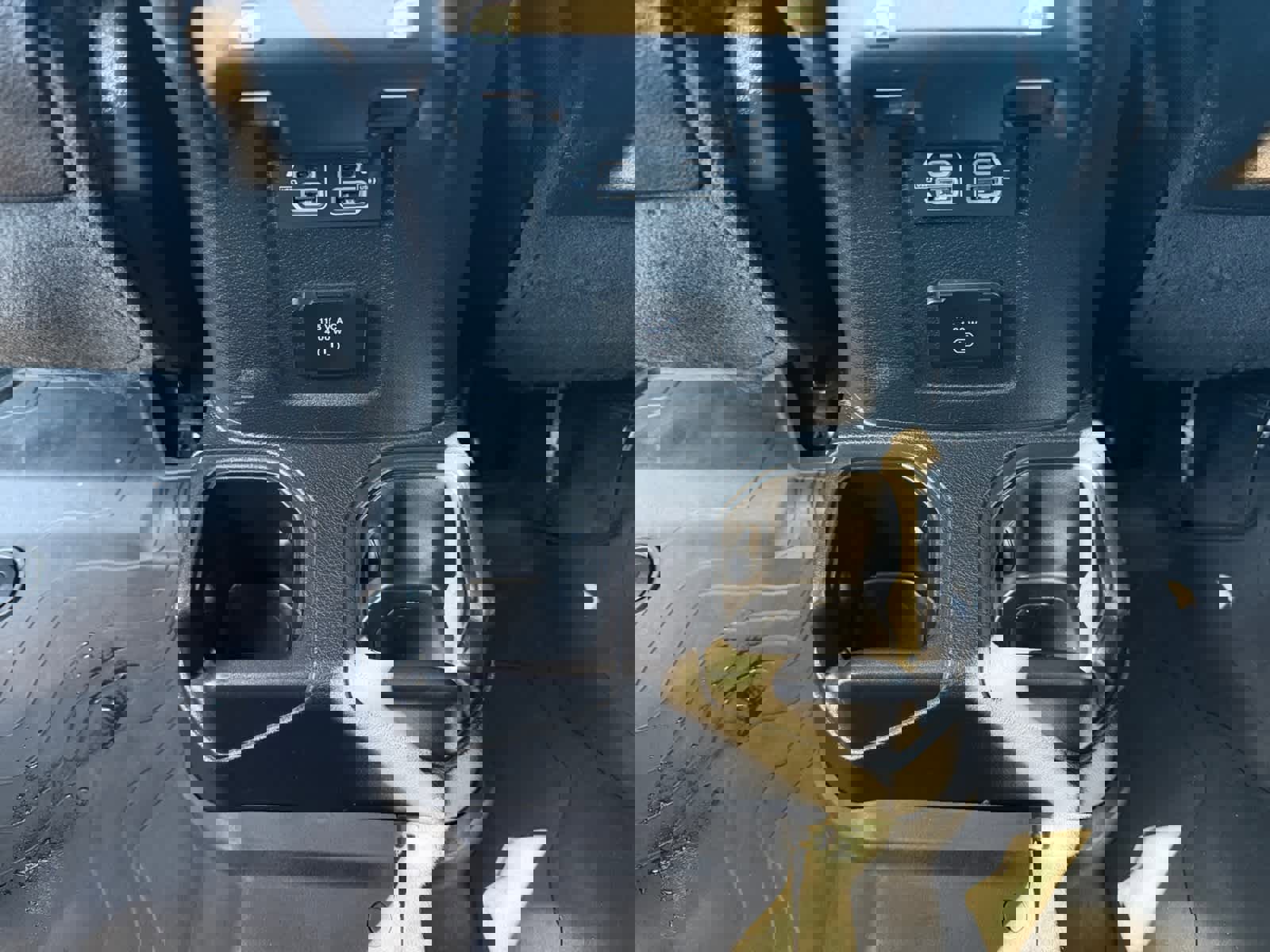 Used 2022 Jeep Gladiator Mojave w/ Cold Weather Group image 23