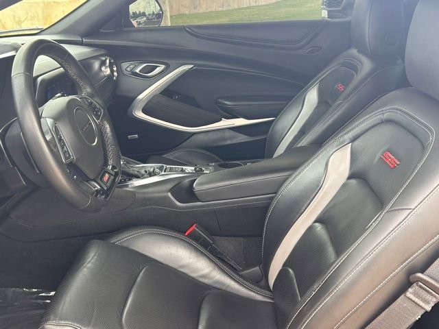 Used 2021 Chevrolet Camaro SS image 36