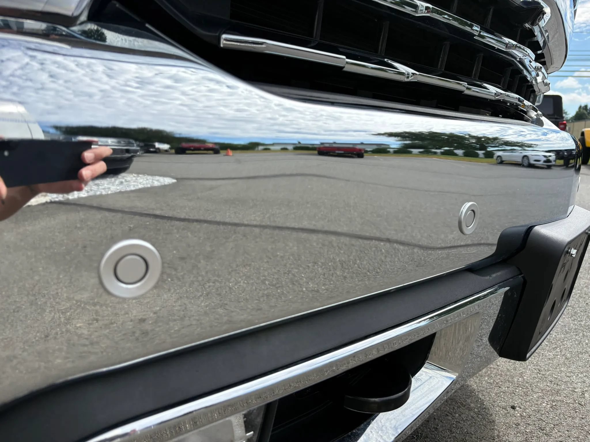 Used 2019 Chevrolet Silverado 1500 LTZ w/ LTZ Premium Package AWD/4WD image 26
