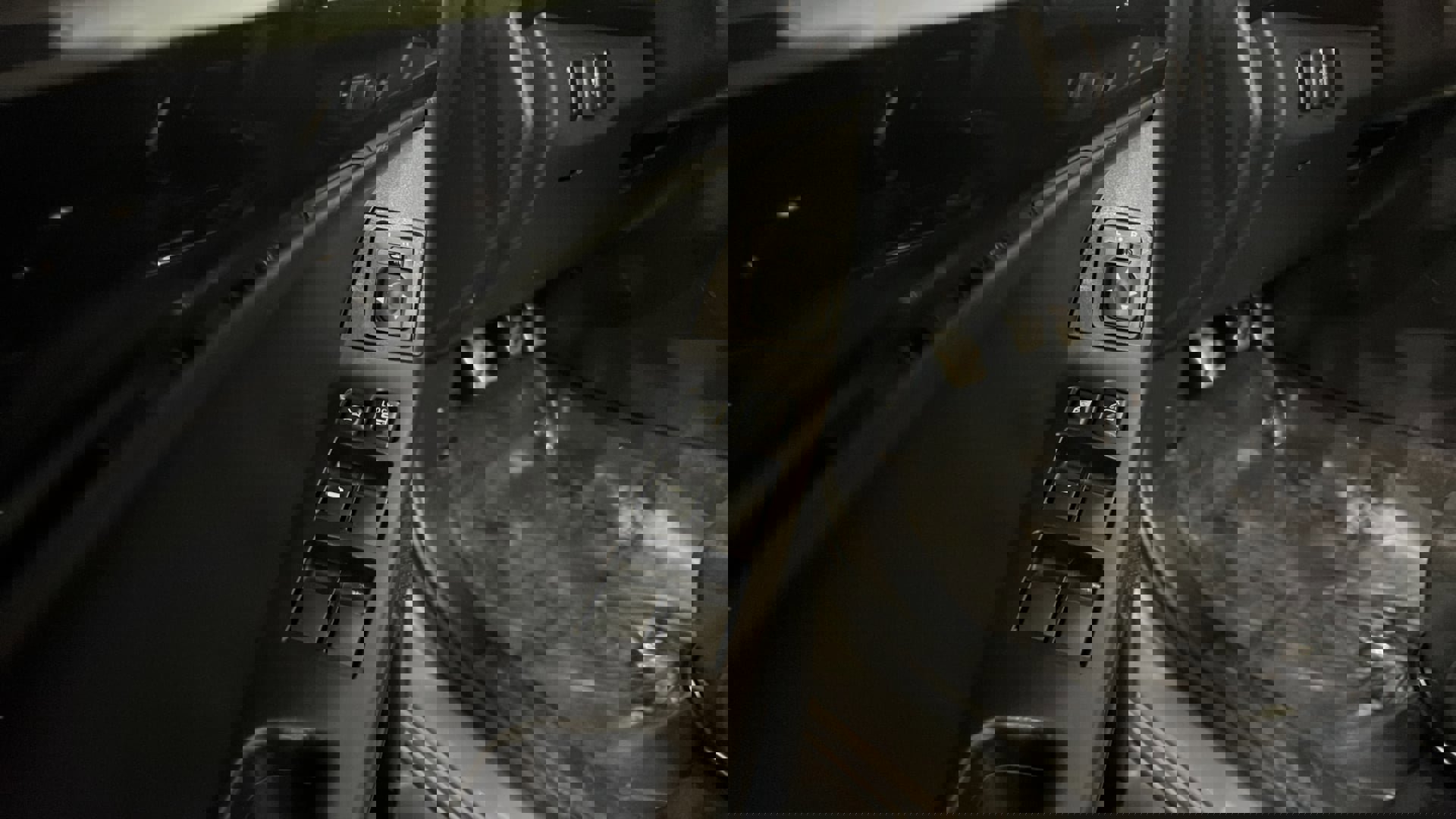 Used 2013 Mitsubishi Lancer Evolution GSR image 19