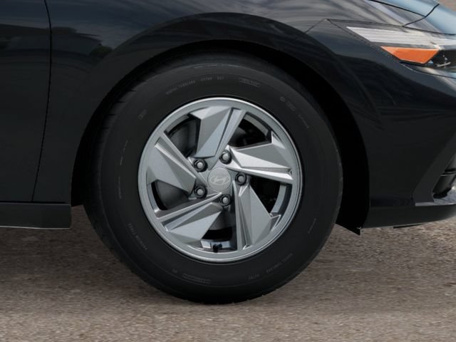 New 2026 Hyundai Elantra SE FWD image 8