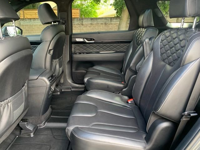 Used 2022 Hyundai Palisade Calligraphy w/ Winter Package AWD/4WD image 17