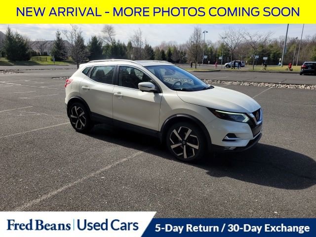 Used 2020 Nissan Rogue Sport SL w/ Premium Package image 11