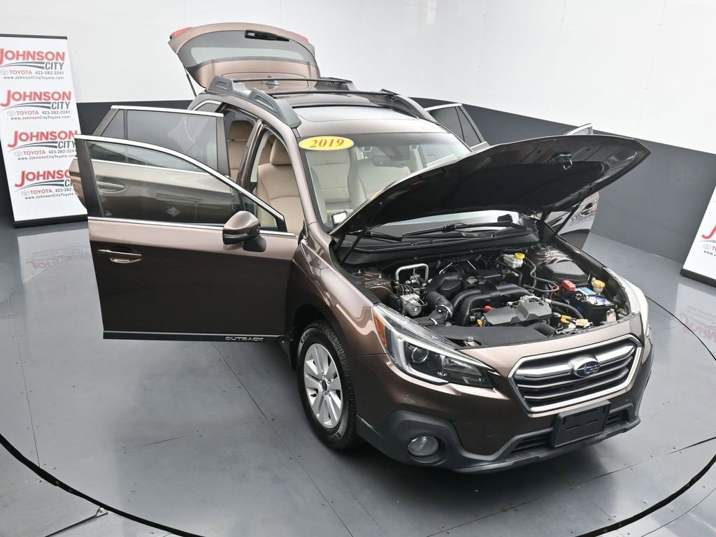 Used 2019 Subaru Outback 2.5i Premium image 25