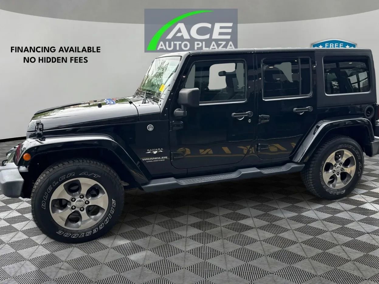 Used 2017 Jeep Wrangler Unlimited Sahara w/ Connectivity Group AWD/4WD image 7