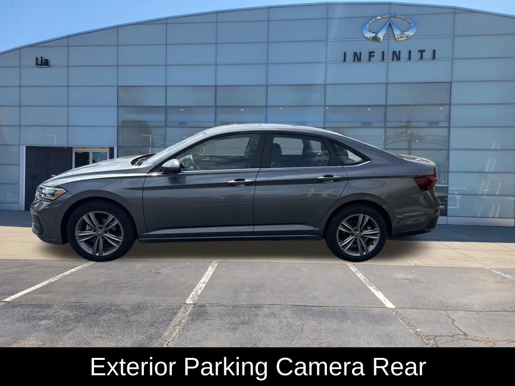 Used 2024 Volkswagen Jetta SE FWD image 7