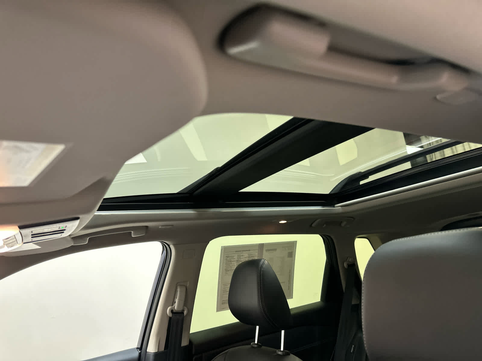 Certified 2025 Nissan Rogue Platinum image 5