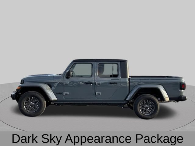 New 2025 Jeep Gladiator Sport AWD/4WD image 3
