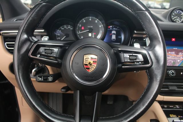 Certified 2023 Porsche Macan Base image 19